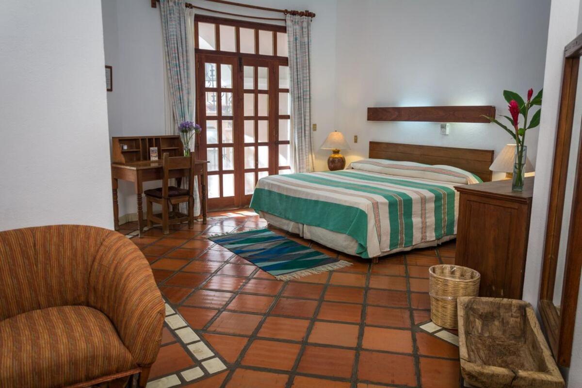 Hotel Santa Fe Пуерто Ескондидо Екстериор снимка